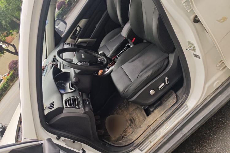 Used Haval H2 2017 Blue Label 1.5T Manual Two-Wheel Drive Luxury Model Left Front Seat