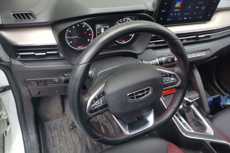 Used Geely Auto Vision X3 2021 PRO 1.5L CVT Deluxe Model
