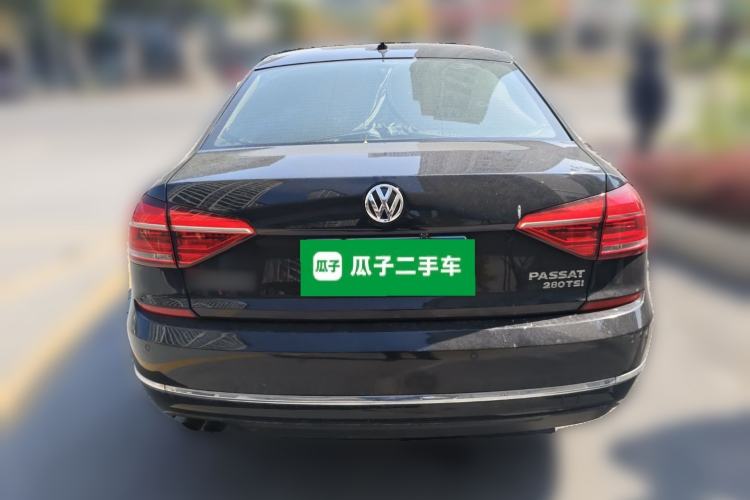 Used Volkswagen Passat 2017 280TSI DSG Luxury Edition
