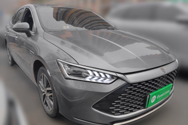 Used BYD Qin PLUS 2023 Champion Edition DM-i 120KM Leading Model Front Right 45 Deg