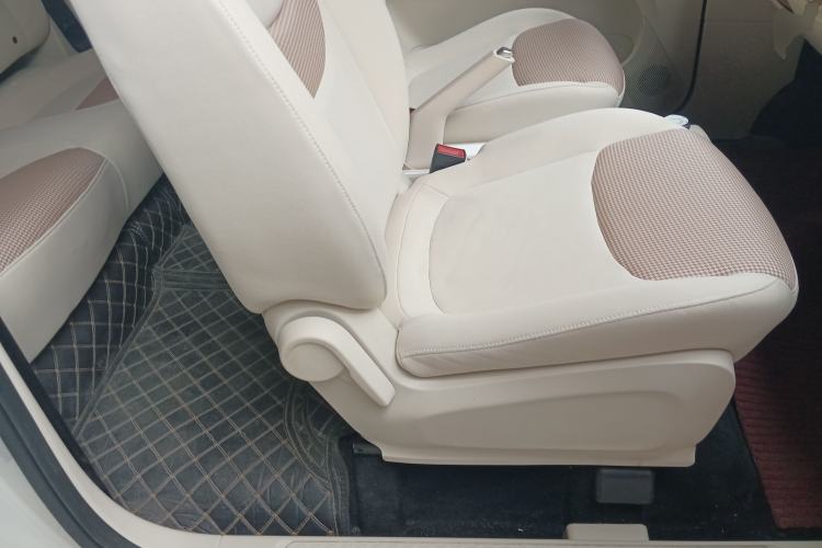 Used Wuling Hongguang MINIEV 2024 3rd Generation 215km Youth Edition Right Front Seat