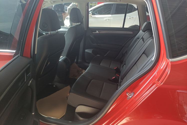 Used Volkswagen Golf Sportsvan 2016 230TSI Automatic Trend Edition
