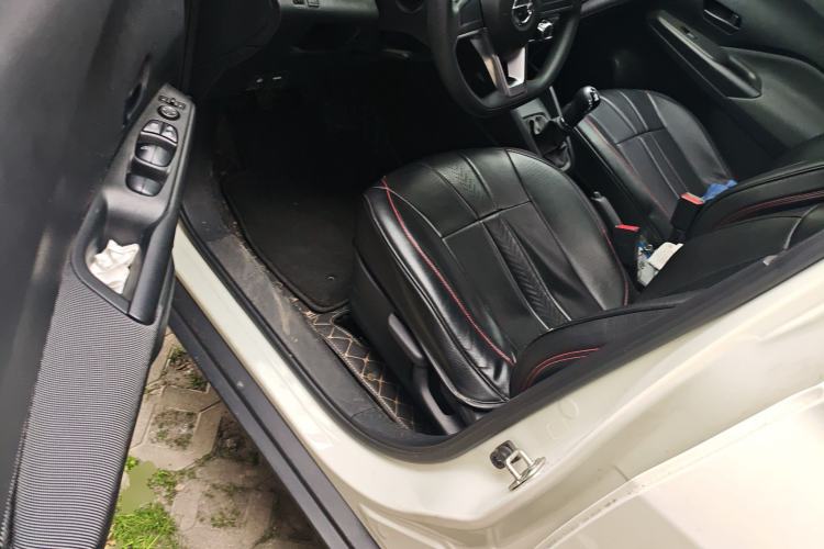 Used Nissan Kicks 2019 1.5L Manual Cool Edition