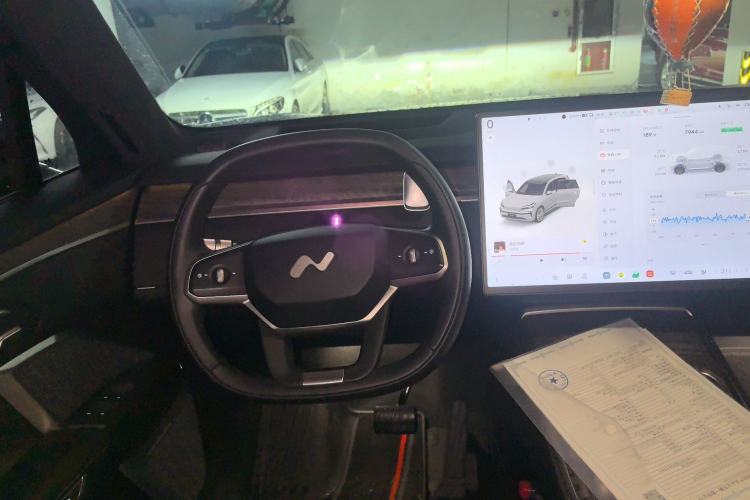 Used ONVO Luxeed L90 2025 Model—Max Six-Seater Version