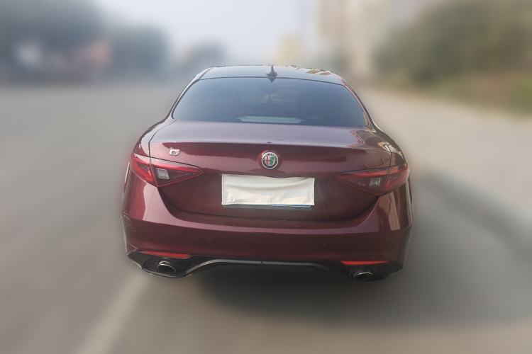 Used Alfa Romeo Giulia 2017 2.0T 280HP Luxury Edition