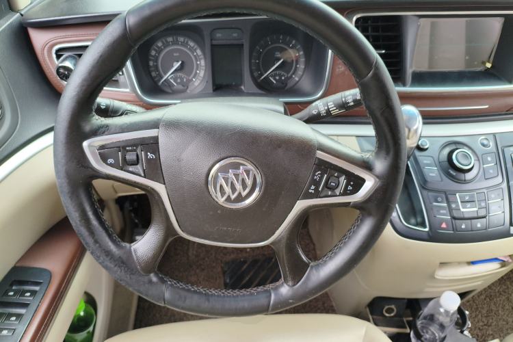 Used Buick GL8 2018 28T Luxury Model China VI Standard
