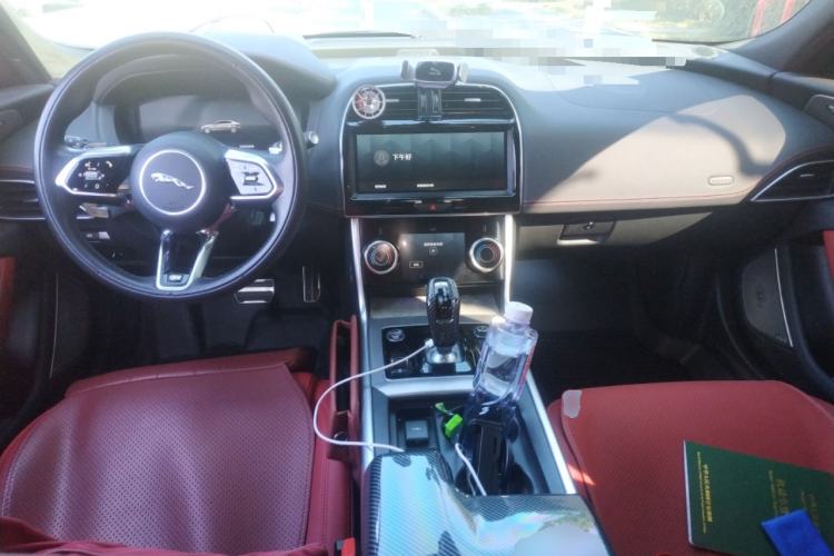 Used Jaguar XEL 2024 2.0T 250 PS R-DYNAMIC S Advanced Sport Edition Center Console