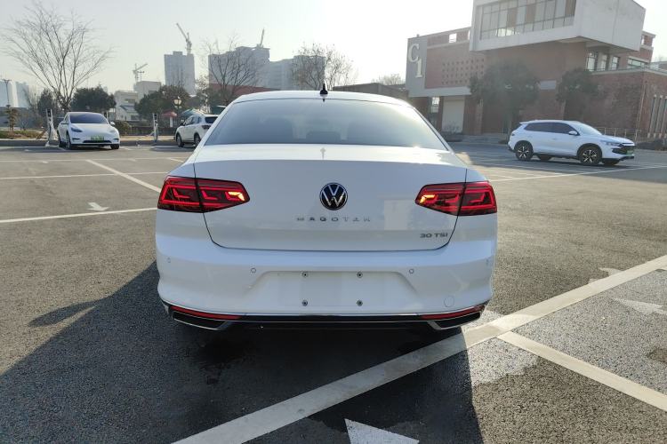 Used Volkswagen Magotan 2020 330TSI DSG Luxury Edition