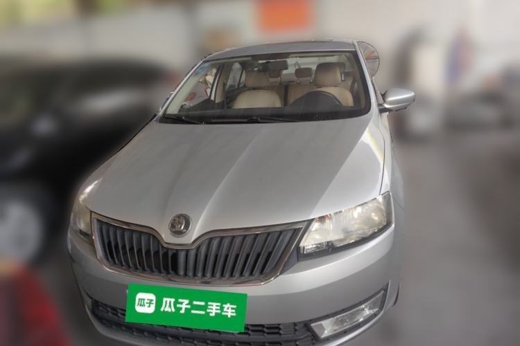 Used Skoda Rapid 2013 1.6L Automatic Smart Selection Model