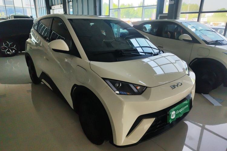 Used BYD Seagull 2025 305km Active Version Front Right 45 Deg