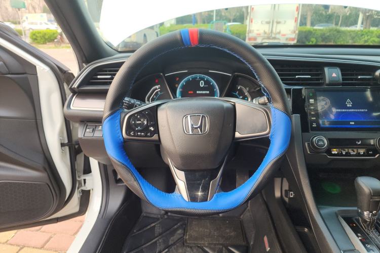 Used Honda Civic 2021 HATCHBACK 220TURBO CVT New Trendsetter