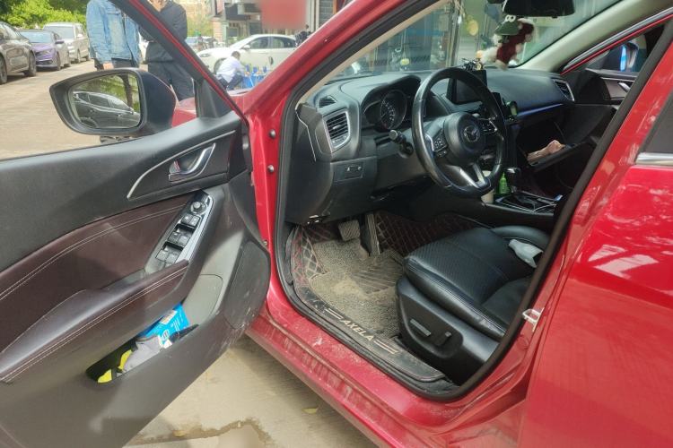 Used Mazda 3 Axela 2017 Sedan 2.0L Automatic Prestige Model China V Standard