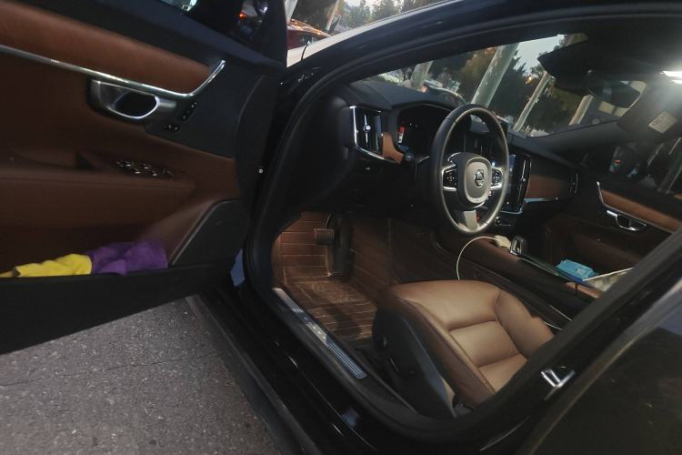 Used Volvo S90 2023 B5 Zhiyi Luxury Edition Driver Seat