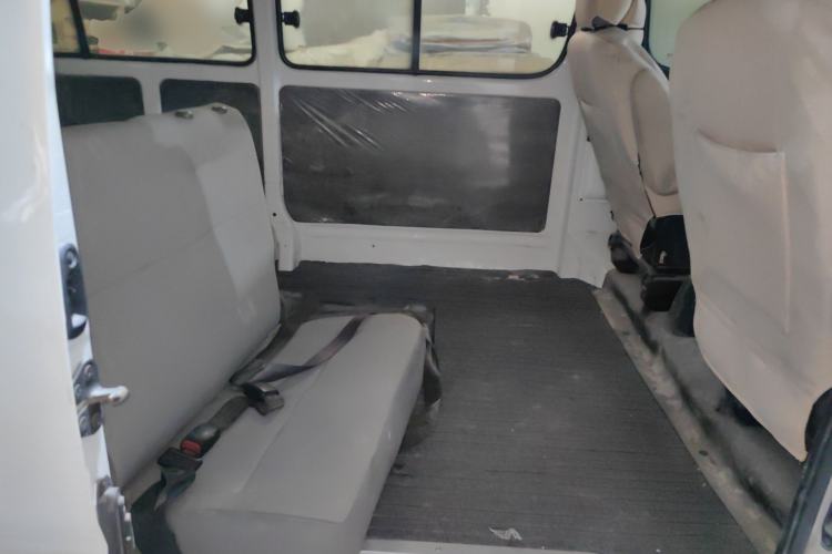 Used Jinbei Express 2018 2.0L Standard Version V19 Left Rear Seat