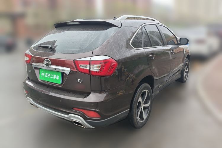 Used BYD S7 2015 2.0T Upgraded Automatic Luxury Version Rear Right 45 Deg