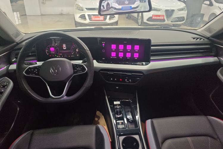 Used Volkswagen Lamando 2024 Lavida L 280TSI DSG Cool & Spicy Edition Center Console