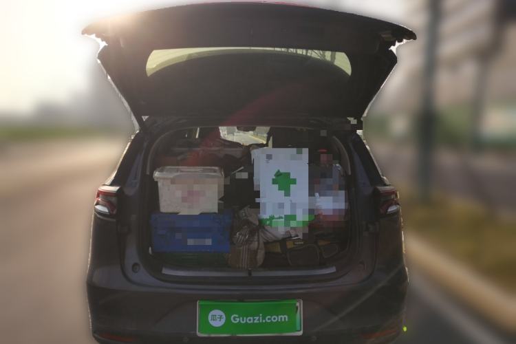 Used BYD Tang New Energy 2018 DM 2.0T All-Wheel Drive Smart Connectivity Luxury Model 7 Seats China V Emission Standard