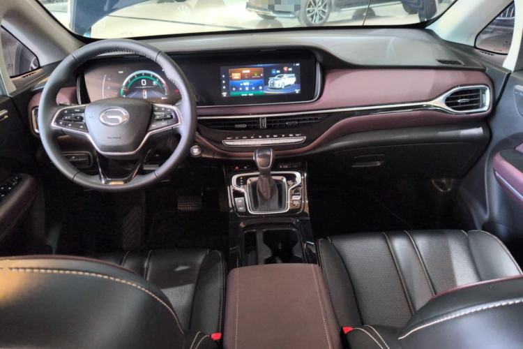 Used GAC Trumpchi M6 2023 PRO 270T DCT Luxury Edition
