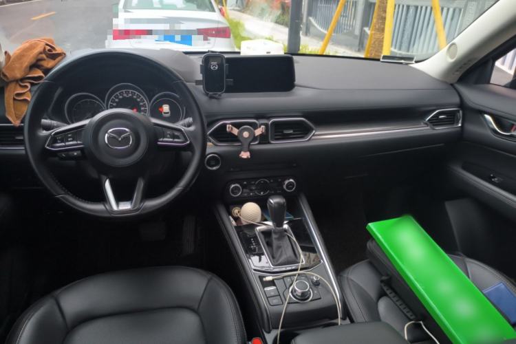 Used Mazda CX-5 2021 2.5L Automatic Two-Wheel Drive ZhiZun Version

