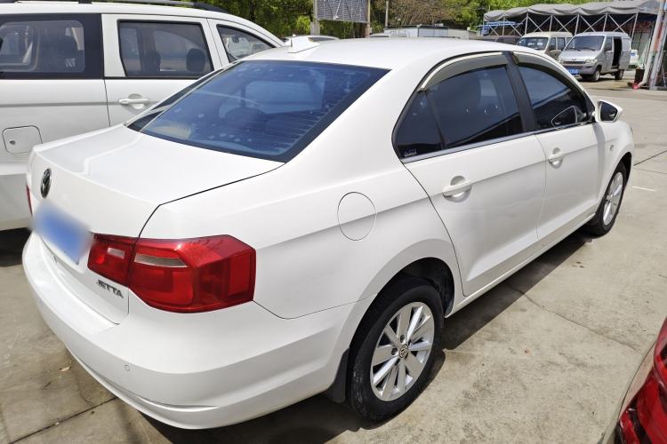 Used Volkswagen Jetta 2015 1.6L Automatic Comfort Model Rear Right 45 Deg