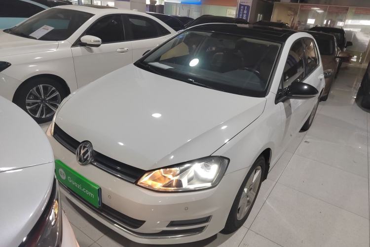 Used Volkswagen Golf 2017 1.6L Automatic Comfort Million-Vehicle Anniversary Edition