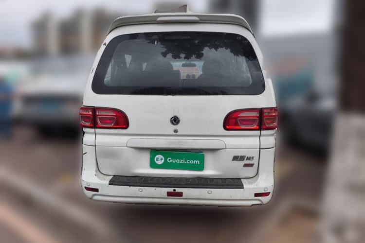 Used FORTHING Lingzhi 2017 M5L 1.6L 7-Seater Comfort Model
