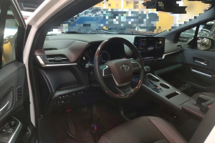 Used Toyota Granvia 2024 2.5L Hybrid Prestige PLUS Four-Wheel Drive Version
