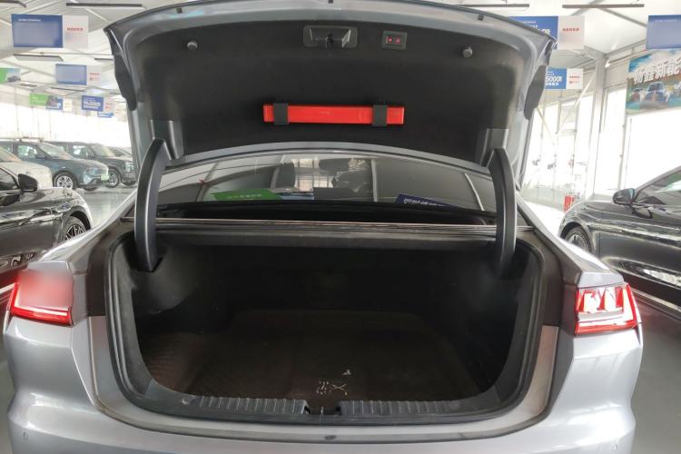 Used BYD Han 2020 EV Long-Range Luxury Model Trunk