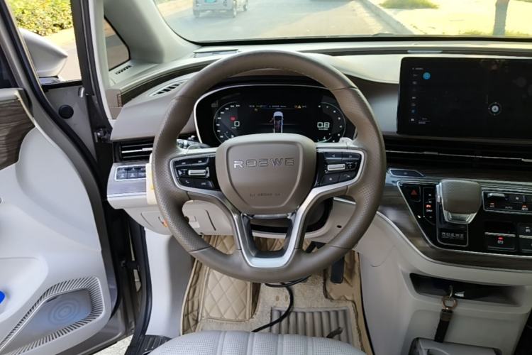 Used Roewe iMAX8 2023 400TGI Comfort Edition

