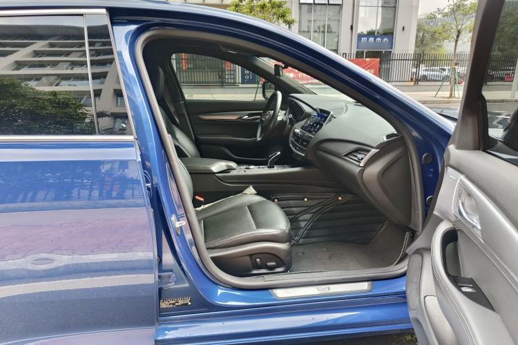 Used Cadillac CT5 2020 Revised Version 28T Luxury Edition Right Front Seat