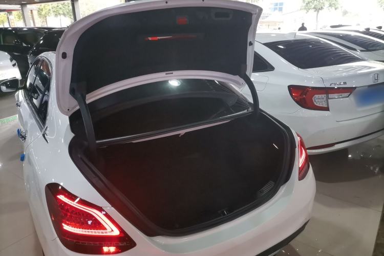 Used Mercedes-Benz C-Class 2021 C 200 L Fashion Edition Sport Version Trunk