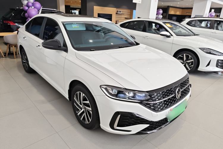 Used Volkswagen Lavida 2024 300TSI DSG Starry Sky Leading Edition Front Right 45 Deg