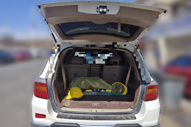 Used Toyota Highlander 2009 2.7L Two-Wheel Drive 7-Seater Luxury Edition