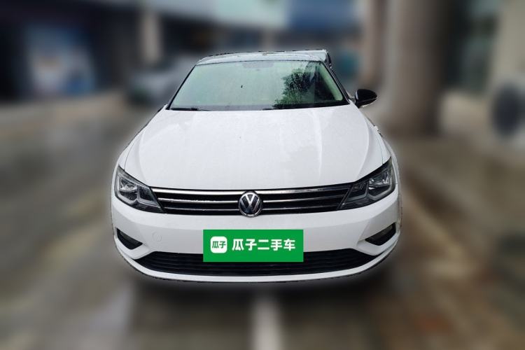 Used Volkswagen Lamando 2017 230TSI Manual Trend Edition Front