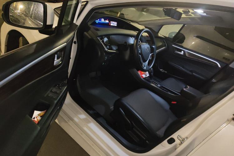 Used Honda Jade 2017 1.8L automatic Comfort version 5 seats