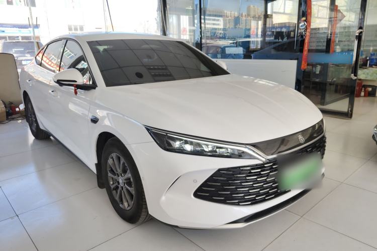 Used BYD Qin L 2025 DM-i Smart Drive 80KM Leading Model Front Right 45 Deg