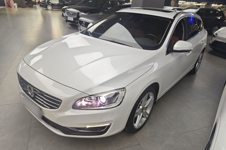 Used Volvo V60 2017 T5 Zhiya Edition China V Standard