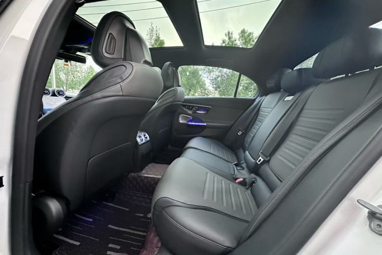 Used Mercedes-Benz C-Class 2022 C 260 L Obsidian Night Sport Edition Interior 3