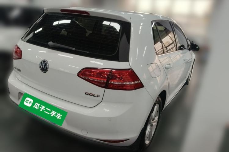 Used Volkswagen Golf 2014 1.6L Automatic Comfort Model Rear Right 45 Deg