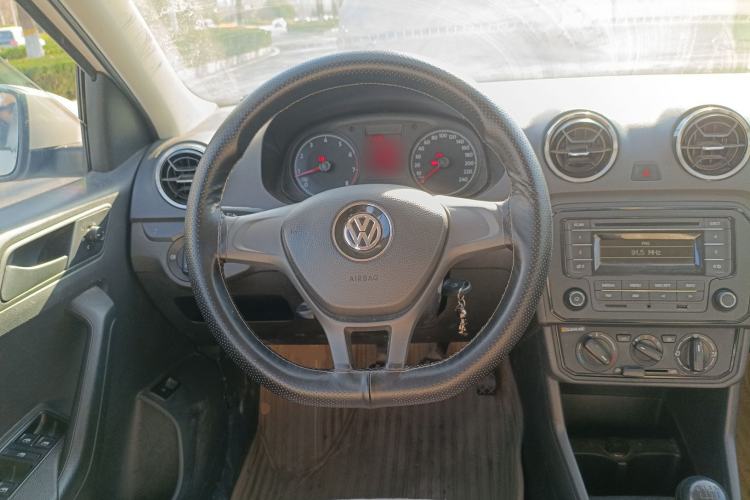 Used Volkswagen Jetta 2017 1.4L Manual Fashion Edition