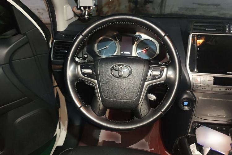 Used Toyota Prado 2019 3.5L Automatic TX-L Deluxe Edition with Rear-Mounted Spare Tire