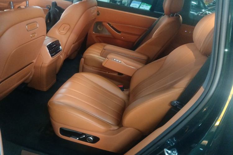 Used Hima AITO M8 2025 Extended-Range Ultra Version 53.4 kWh 6-Seater Edition