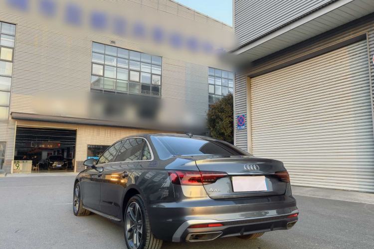 Used Audi A4L 2022 40 TFSI Fashion Dynamic Model
