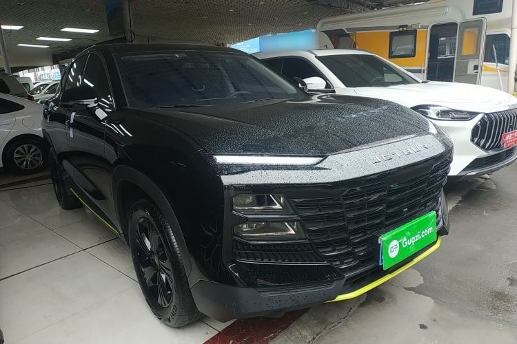 Used JETOUR Dashing 2025 1.5T DCT Beyond Edition Front Right 45 Deg