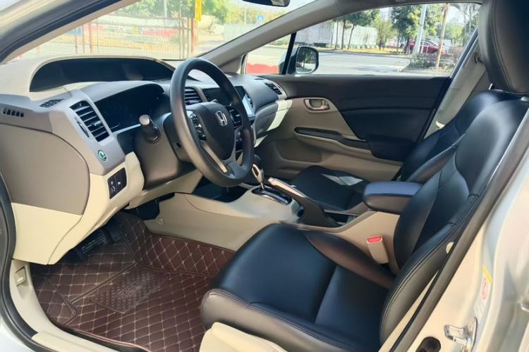 Used Honda Civic 2013 10th Anniversary 1.8L Automatic Comfort Version