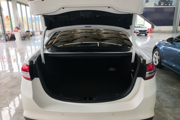 Used Ford Mondeo 2017 EcoBoost 200 Stylish Model