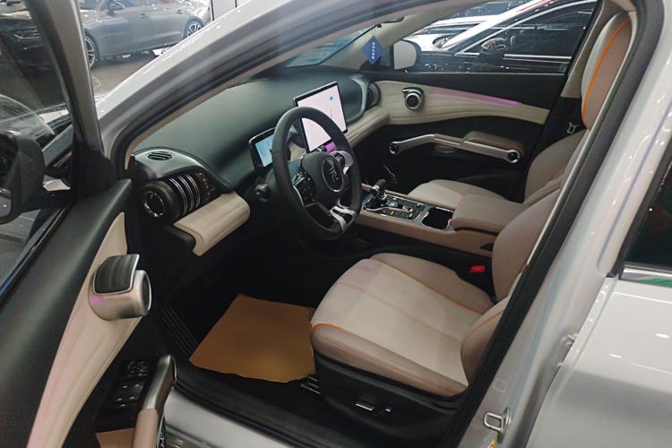 Used BYD Yuan PLUS 2024 Honor Edition 430KM Leading Model
