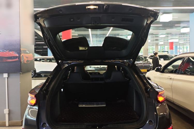 Used CHANGAN UNI-T 2020 1.5T Flagship Version Trunk