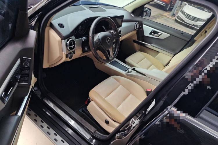 Used Mercedes-Benz GLK-Class 2013 GLK 300 4MATIC Dynamic Edition Driver Seat