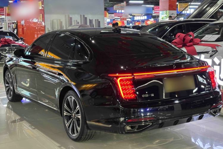 Used Hongqi H9 2024 2.0T Qichang Private Enjoyment Luxury Edition
